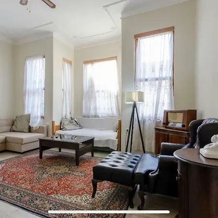 Casa de hóspedes Sari Konak Esmirna