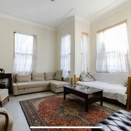 Casa de hóspedes Sari Konak *